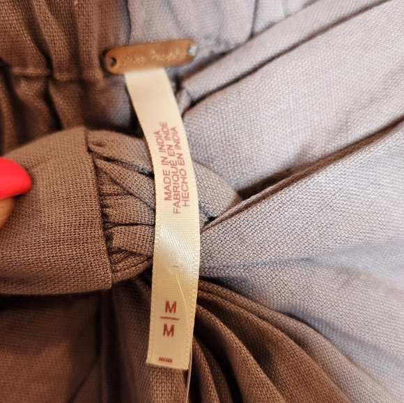 NWT Free People Grey Linen Cotton Gathered Tie Front Pants. Size Medium - Picture 3 of 14